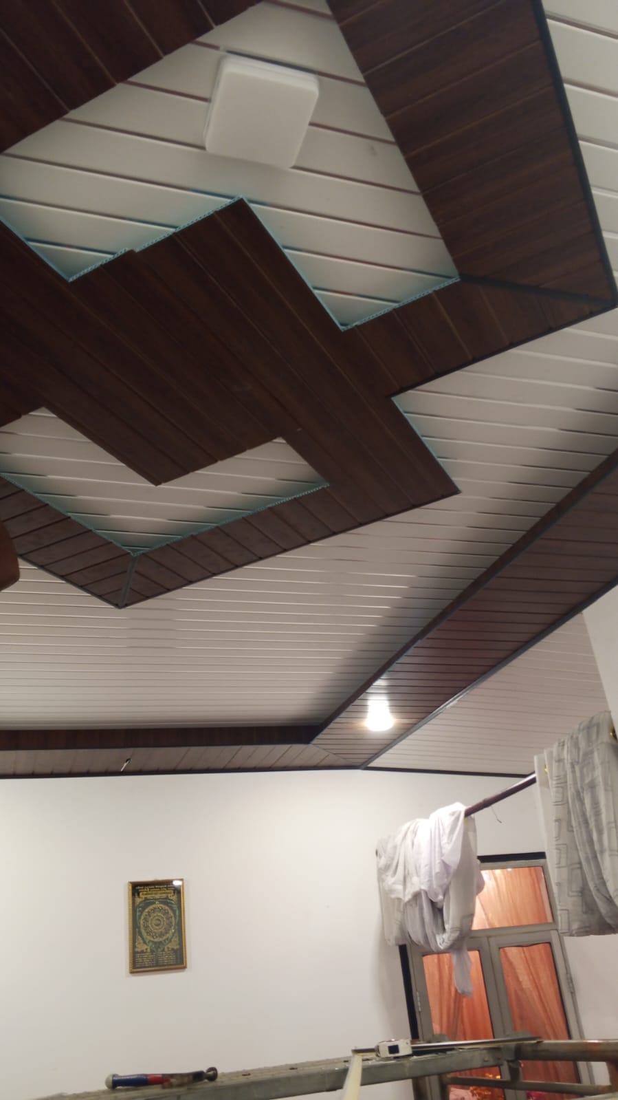 Corner glazing installation gallery image